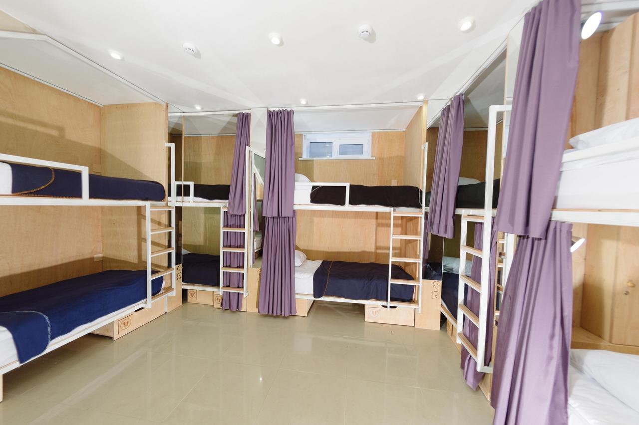 A&A Hostel Lviv Extérieur photo